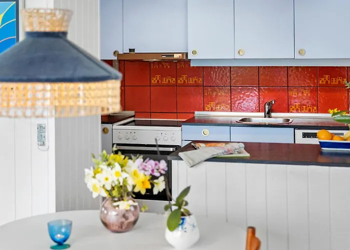3 Bedroom Gorgeous In 欧德尔